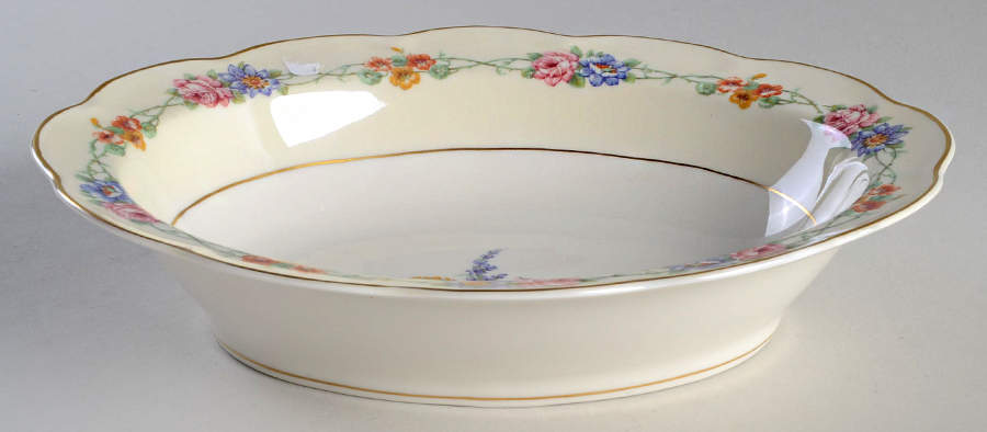 Royale (New York) 9" Oval Vegetable Bowl by Haviland-1