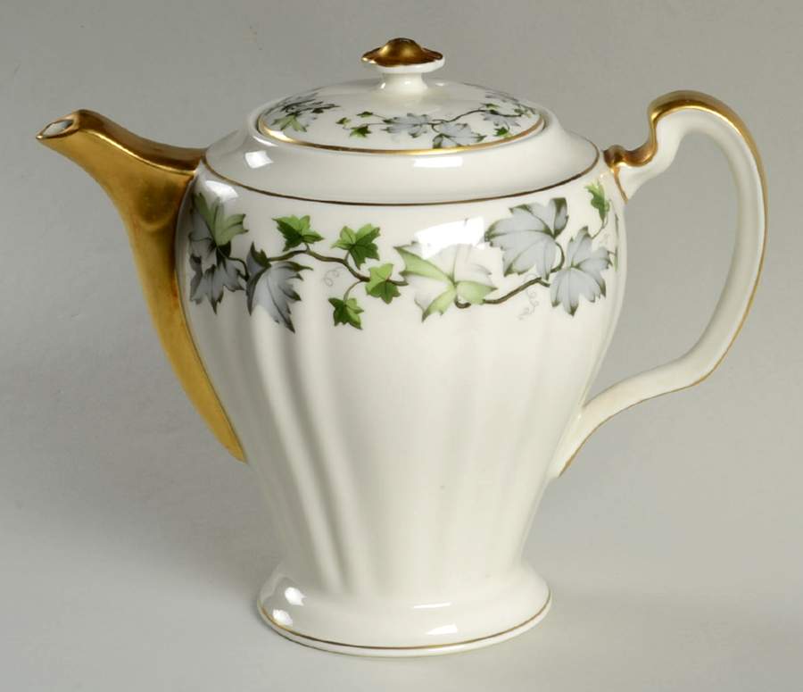 Saratoga (New York) Teapot & Lid by Haviland-1
