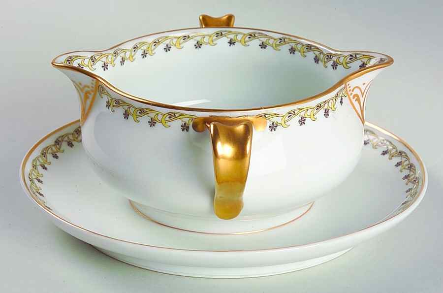 Schleiger 101 Gravy Boat with Attached Underplate by Haviland-1