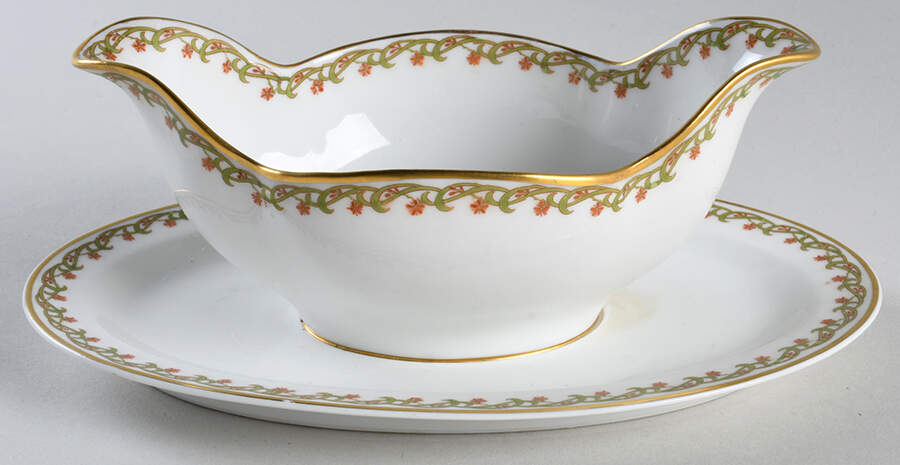 Schleiger 101A Gravy Boat with Attached Underplate by Haviland-1