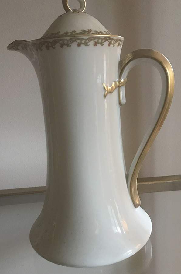 Schleiger 101A Chocolate Pot & Lid by Haviland-1