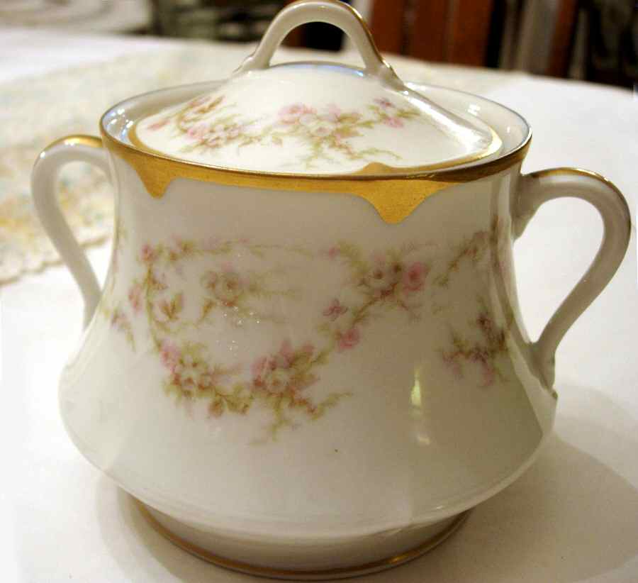 Schleiger 1020a Sugar Bowl & Lid by Haviland-1