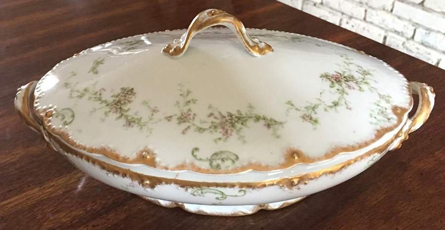 Schleiger 1024 Oval Covered Vegetable by Haviland-1
