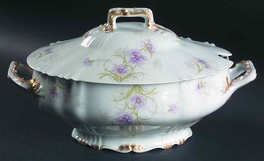 Schleiger 1035 Oval Tureen & Lid by Haviland-1
