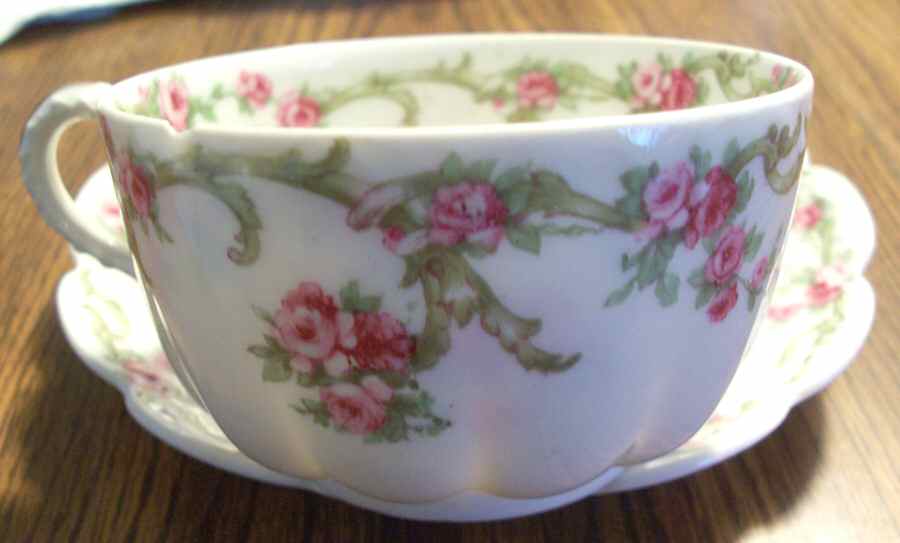 Schleiger 1045 Flat Cup & Saucer Set by Haviland-1