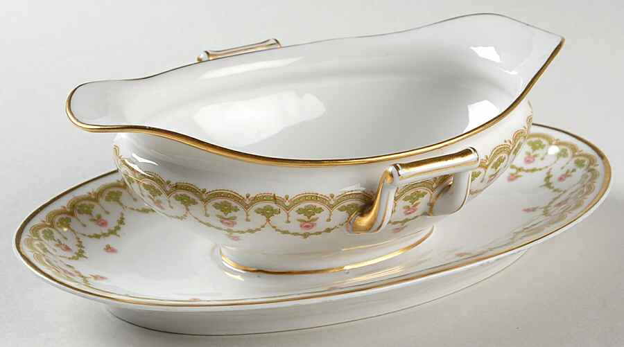 Schleiger 1069 Gravy Boat with Attached Underplate by Haviland-1