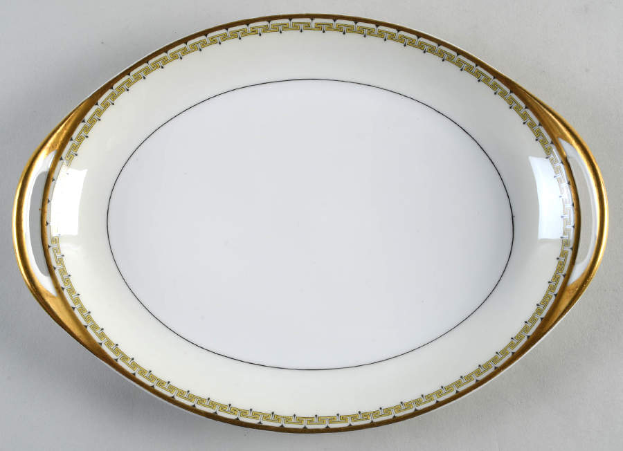 Schleiger 107 11" Oval Handled Platter by Haviland-1