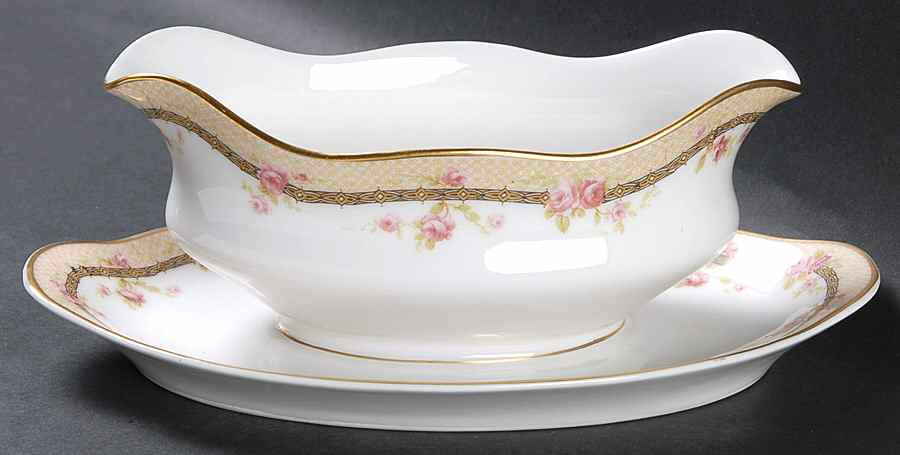 Schleiger 1070 Gravy Boat with Attached Underplate by Haviland-1