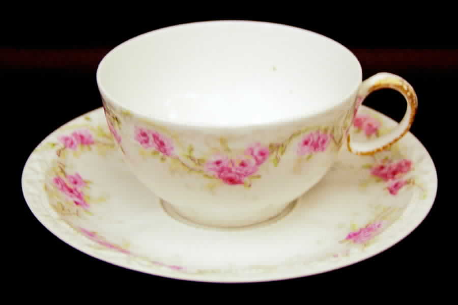 Schleiger 1098 Flat Cup & Saucer Set by Haviland-1