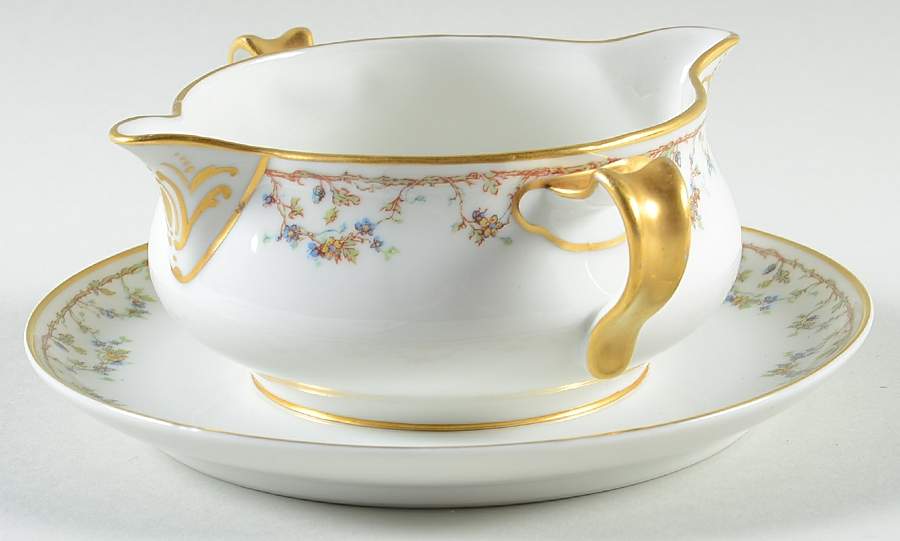 Schleiger 109C Gravy Boat with Attached Underplate by Haviland-1