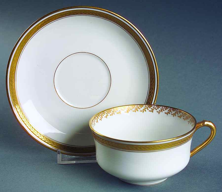 Schleiger 1101 Flat Cup & Saucer Set by Haviland-1