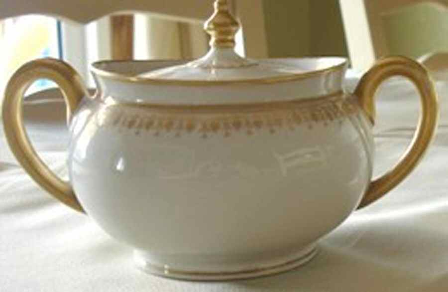 Schleiger 1103 Sugar Bowl & Lid by Haviland-1