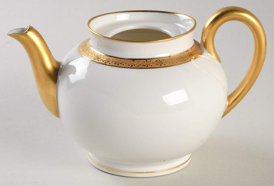 Schleiger 1106 Mini Teapot No Lid by Haviland-1