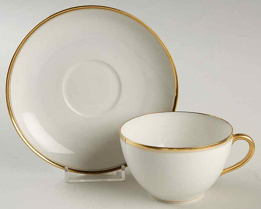 Schleiger 1125 Flat Cup & Saucer Set by Haviland-1