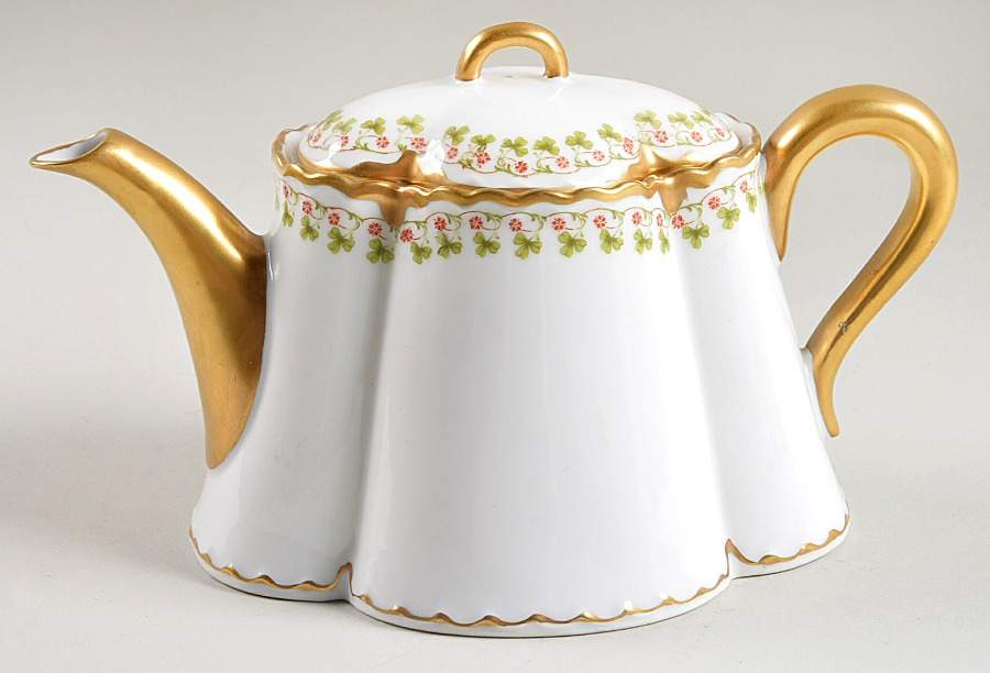 Schleiger 113  Teapot & Lid by Haviland-1