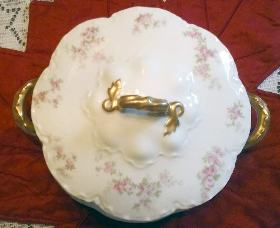 Schleiger 1131 Round Covered Vegetable by Haviland-1