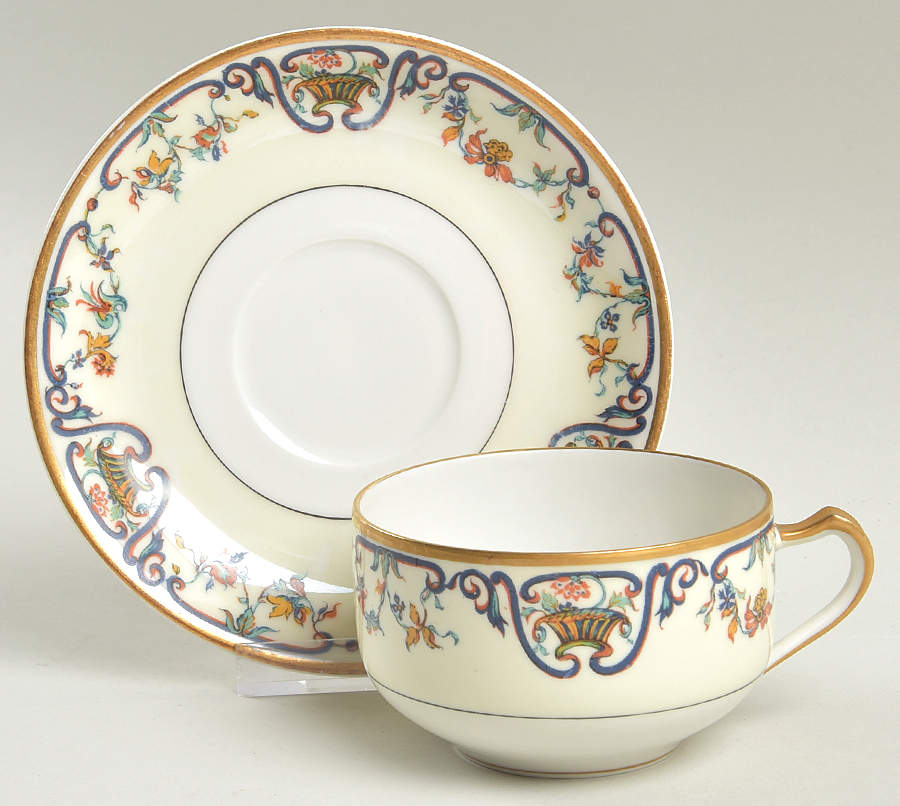 Schleiger 114b Flat Cup & Saucer Set by Haviland-1