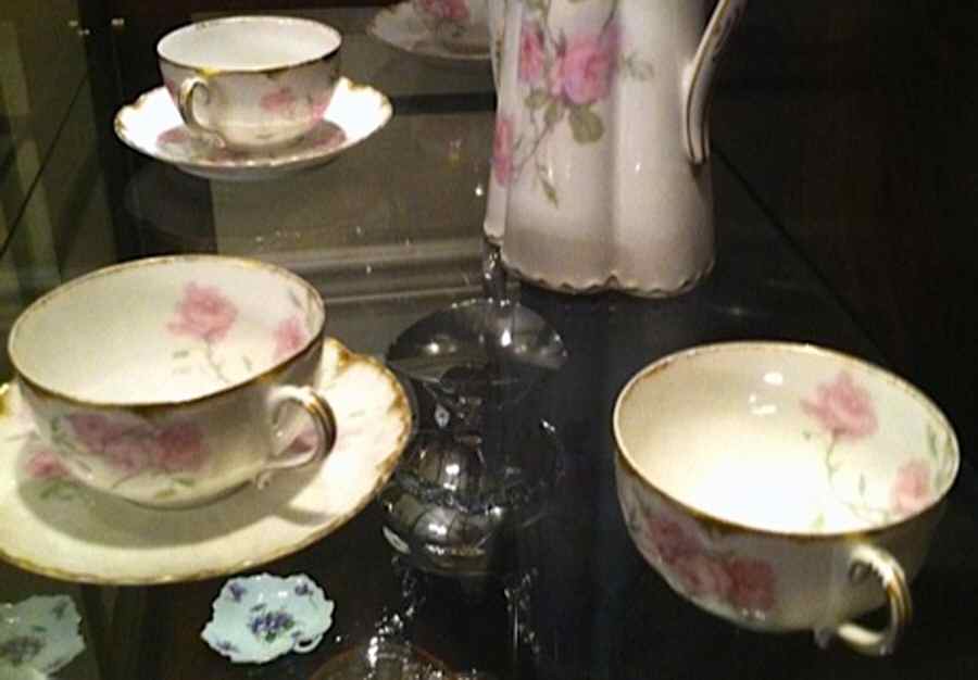 Schleiger 1151r Flat Cup & Saucer Set by Haviland-1
