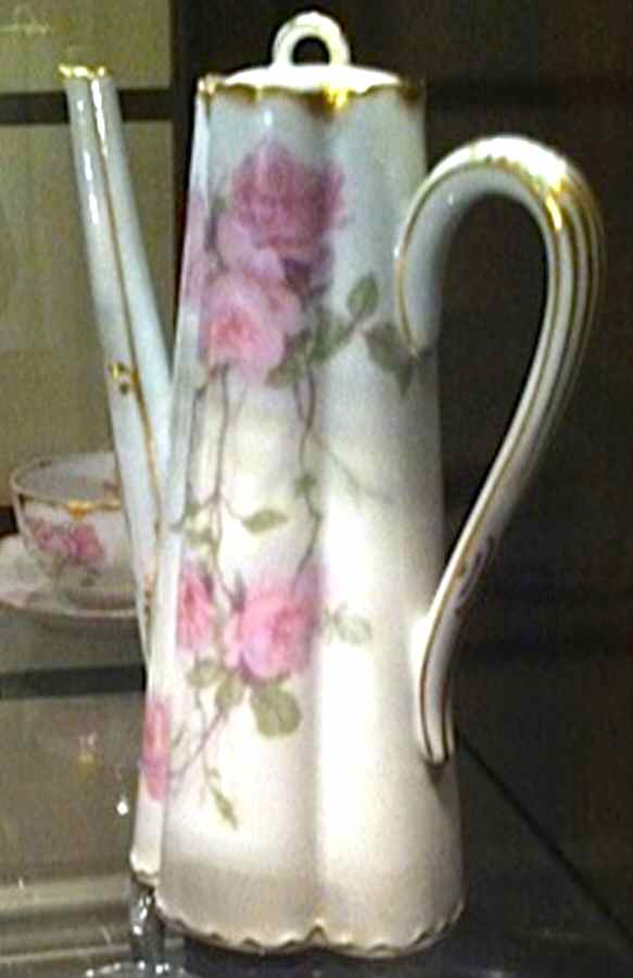 Schleiger 1151r Small Coffee Pot & Lid by Haviland-1