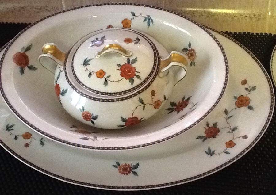 Schleiger 1183 9" Round Vegetable Bowl by Haviland-1