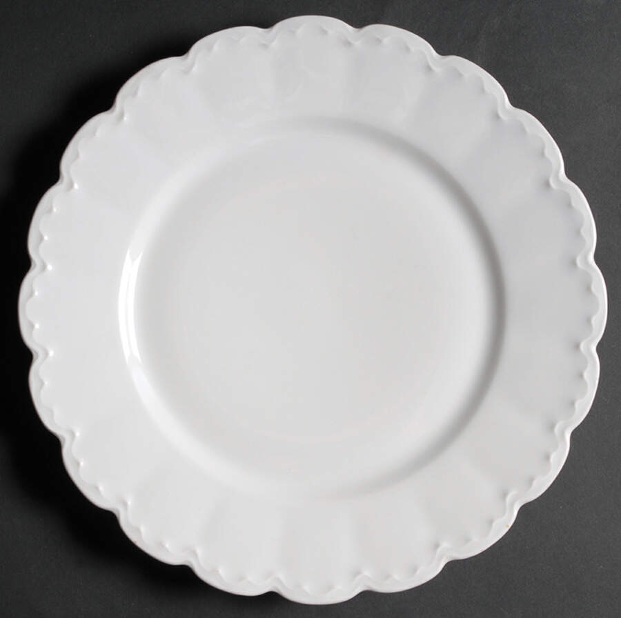 Schleiger 121 Dinner Plate by Haviland-1