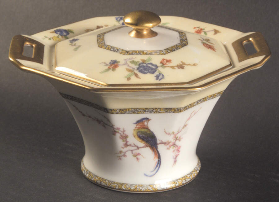 Schleiger 1227 Sugar Bowl & Lid by Haviland-1