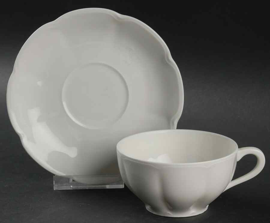 Schleiger 125 Flat Cup & Saucer Set by Haviland-1