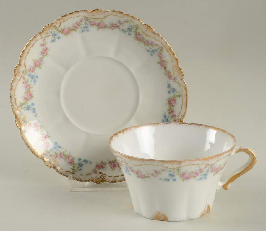 Schleiger 140 Flat Cup & Saucer Set by Haviland-1