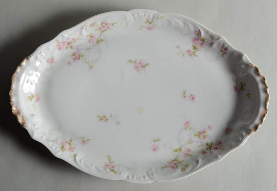 Schleiger 141a 14" Oval Serving Platter by Haviland-1