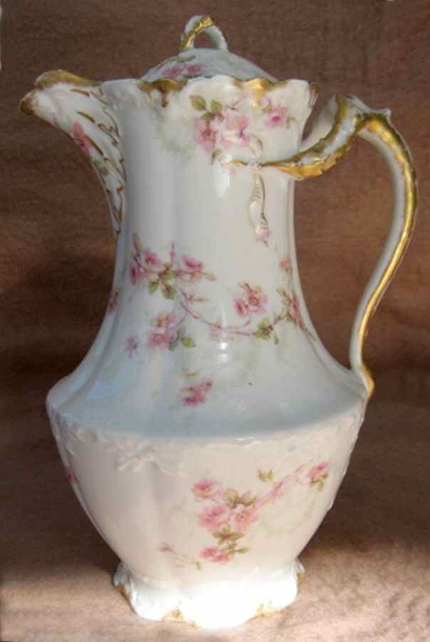 Schleiger 141E Chocolate Pot & Lid by Haviland-1