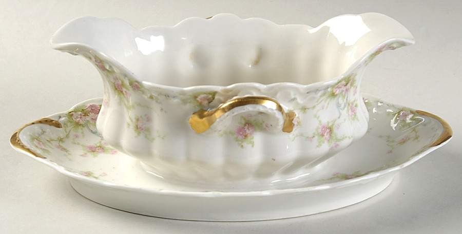 Schleiger 142 Gravy Boat with Attached Underplate by Haviland-1