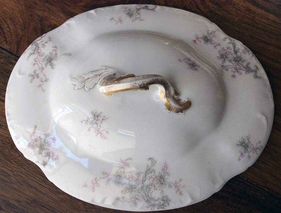 Schleiger 143b Lid for Oval Vegetable by Haviland-1