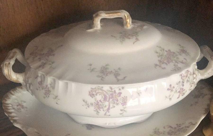 Schleiger 143e Round Covered Vegetable by Haviland-1