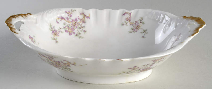 Schleiger 143e 9" Oval Vegetable Bowl by Haviland-1