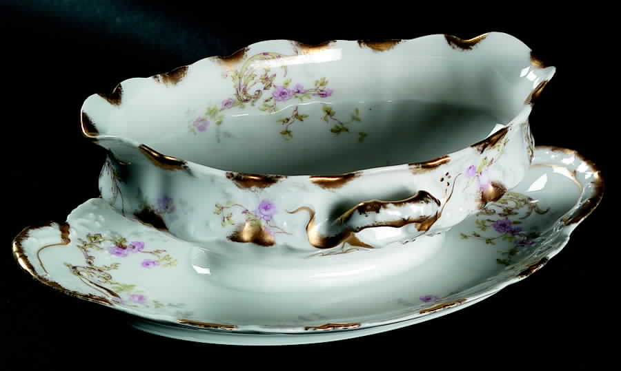 Schleiger 144 Gravy Boat with Attached Underplate by Haviland-1