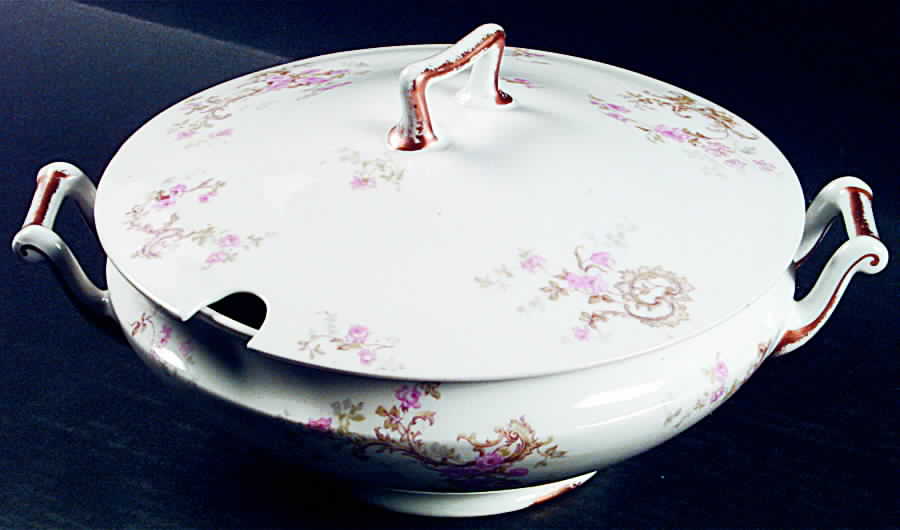 Schleiger 144D Tureen &  Lid by Haviland-1