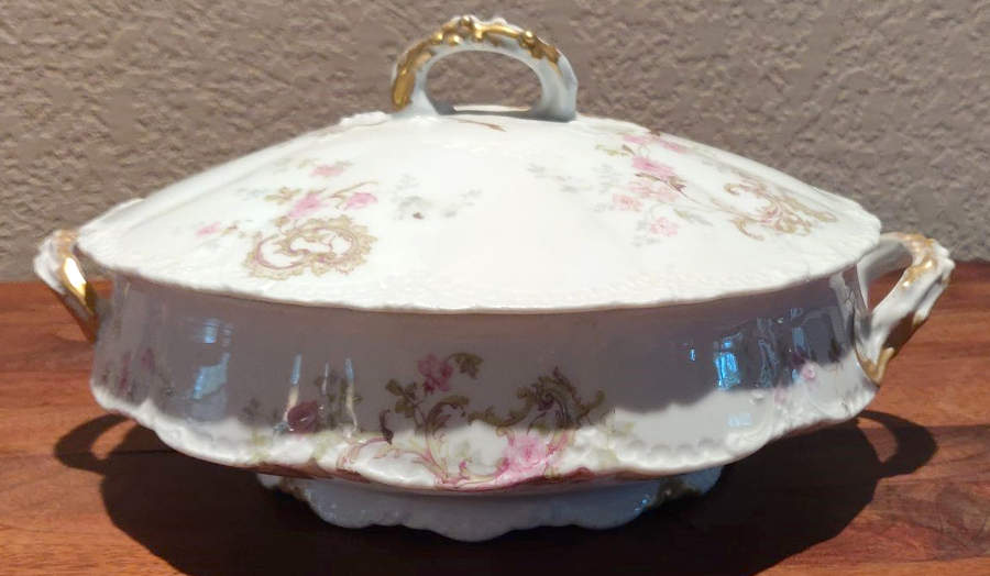 Schleiger 144E Round Covered Vegetable by Haviland-1