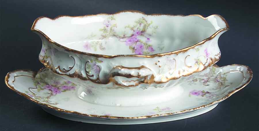 Schleiger 144F Gravy Boat with Attached Underplate by Haviland-1