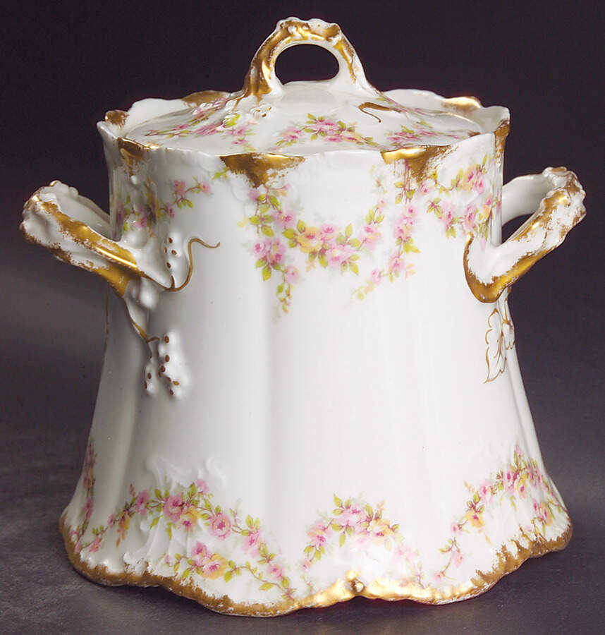 Schleiger 145 Oversize Sugar Bowl & Lid by Haviland-1
