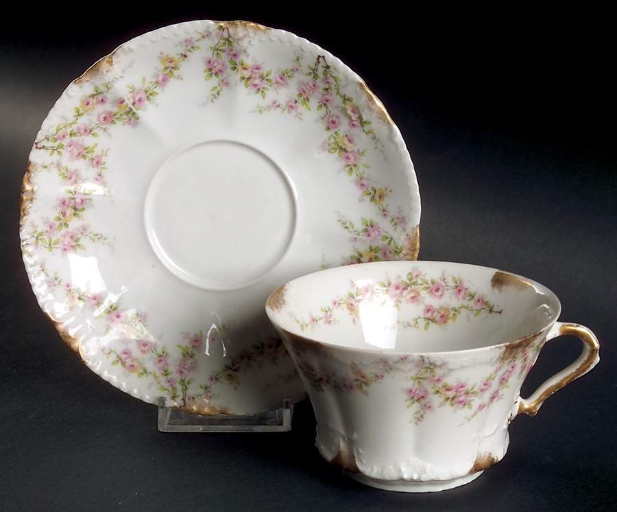Schleiger 145 Oversized Cup & Saucer Set by Haviland-1