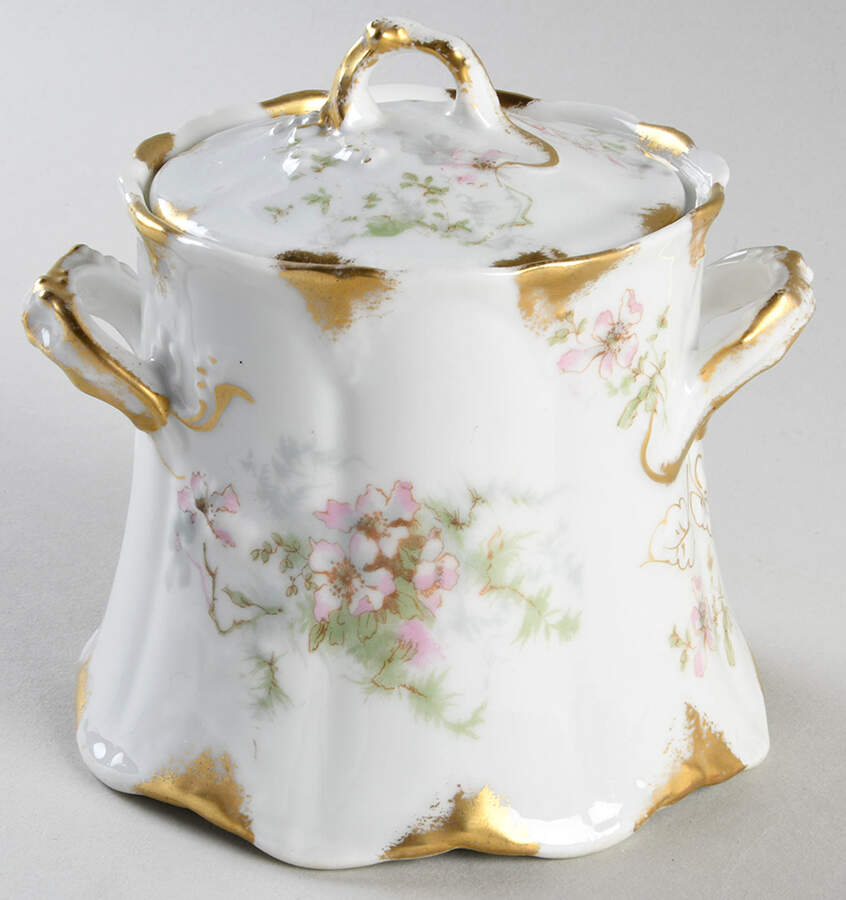 Schleiger 146 Oversize Sugar Bowl & Lid by Haviland-1