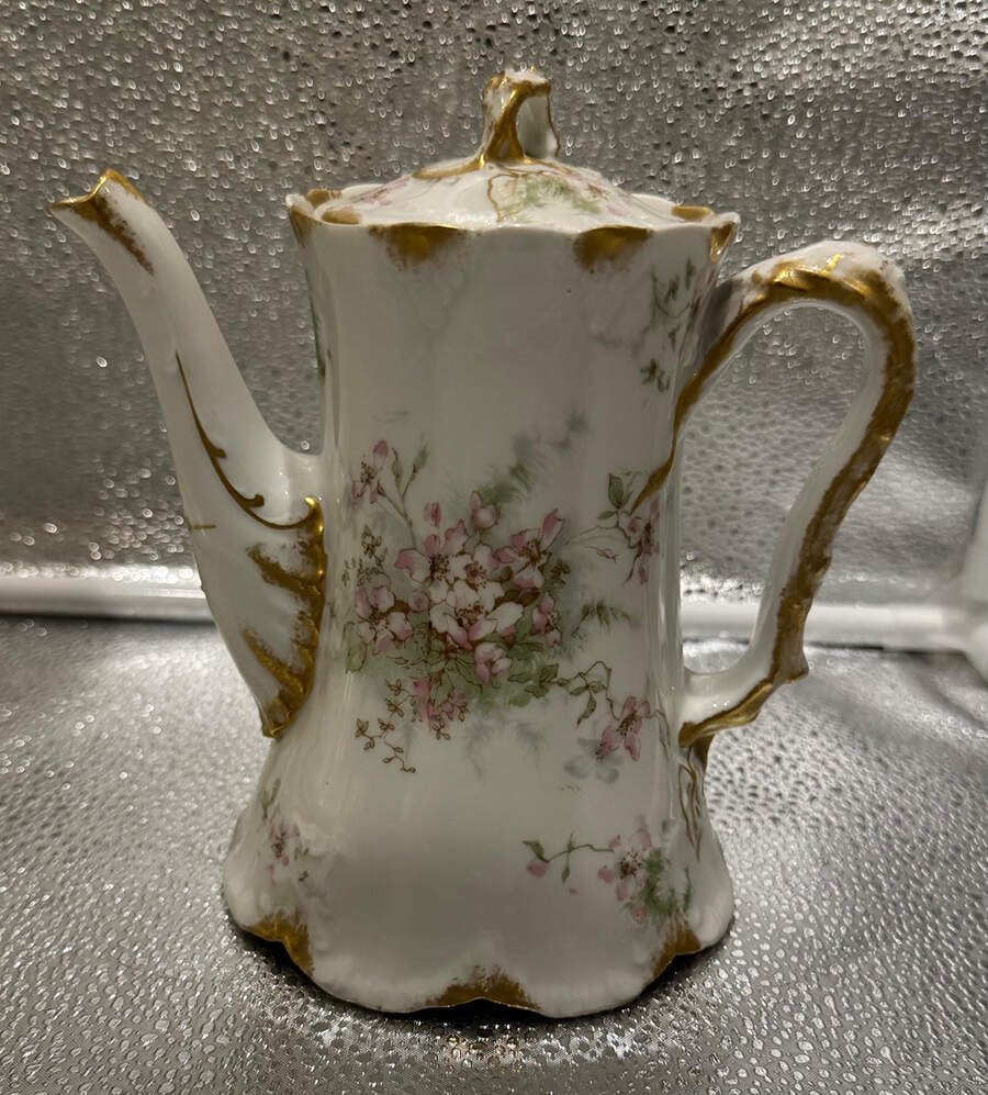 Schleiger 146 Coffee Pot & Lid by Haviland-1