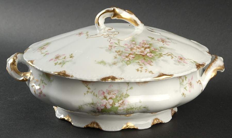 Schleiger 146 Round Covered Vegetable by Haviland-1