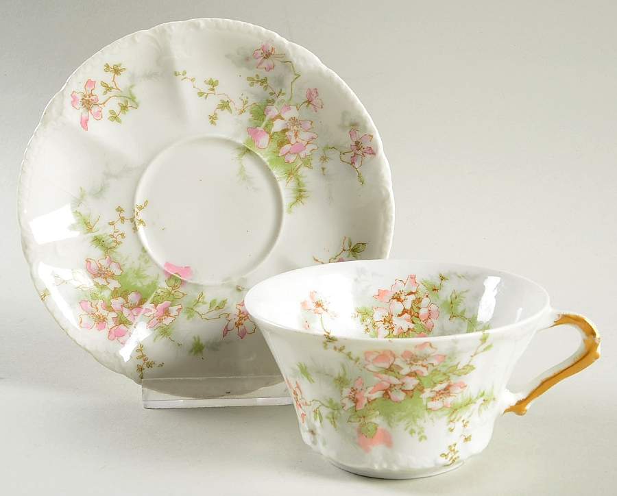 Schleiger 146B Flat Cup & Saucer Set by Haviland-1