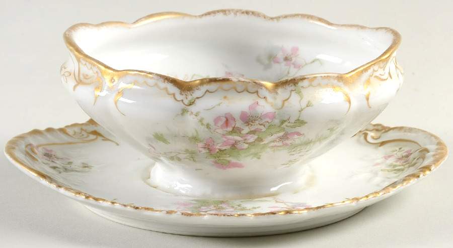 Schleiger 146N Gravy Boat with Attached Underplate by Haviland-1