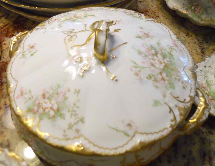 Schleiger 146N Round Covered Vegetable by Haviland-1