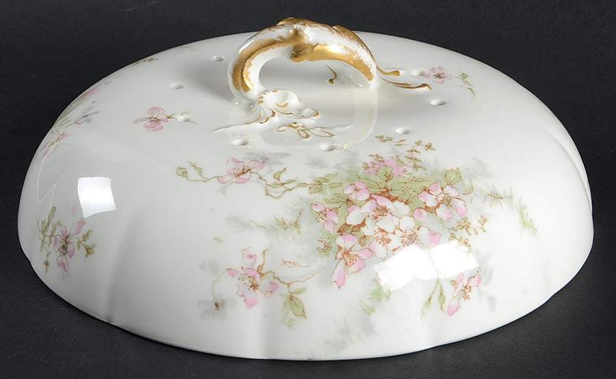 Schleiger 146P Lid for Muffin Dish by Haviland-1