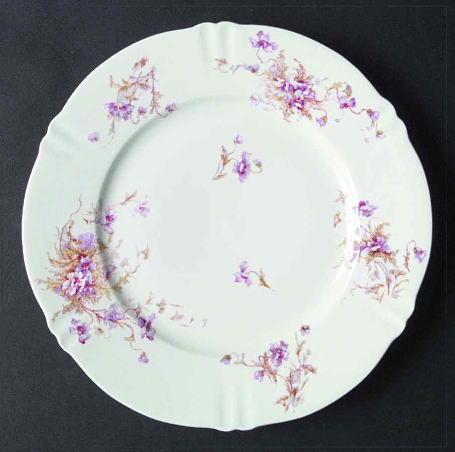 Schleiger 147 Dinner Plate by Haviland-1