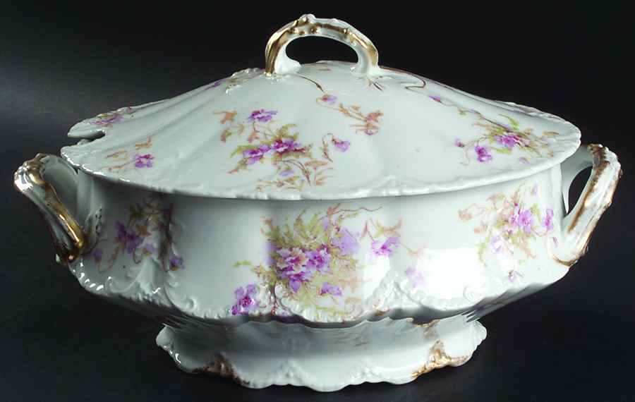 Schleiger 147D Oval Tureen & Lid by Haviland-1