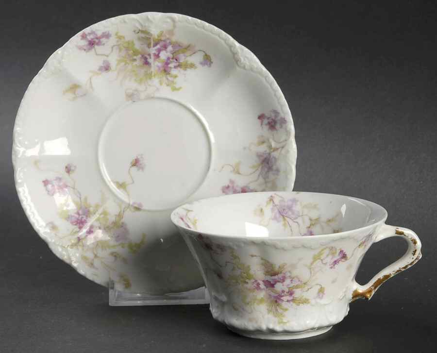 Schleiger 147D Flat Cup & Saucer Set by Haviland-1